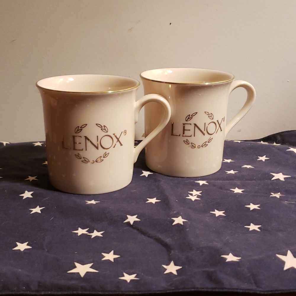 Lenox gold rimmed coffee cups - Picture 1 of 3